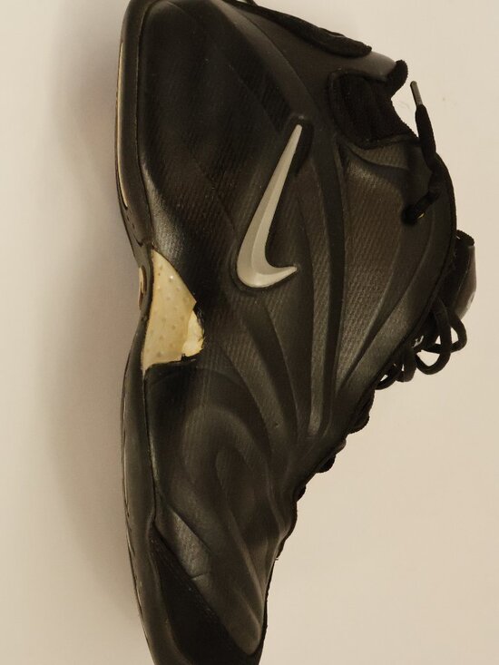 Black Nike Air Flightposite basketball shoes, released in 1999 Size 10.5 main image 6